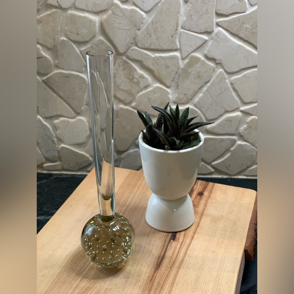 VINTAGE ART GLASS | Controlled Bubble Base Amber Glass Vase